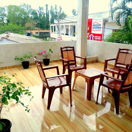 Lion Rest Hotel Anuradhapura Eksteriør billede
