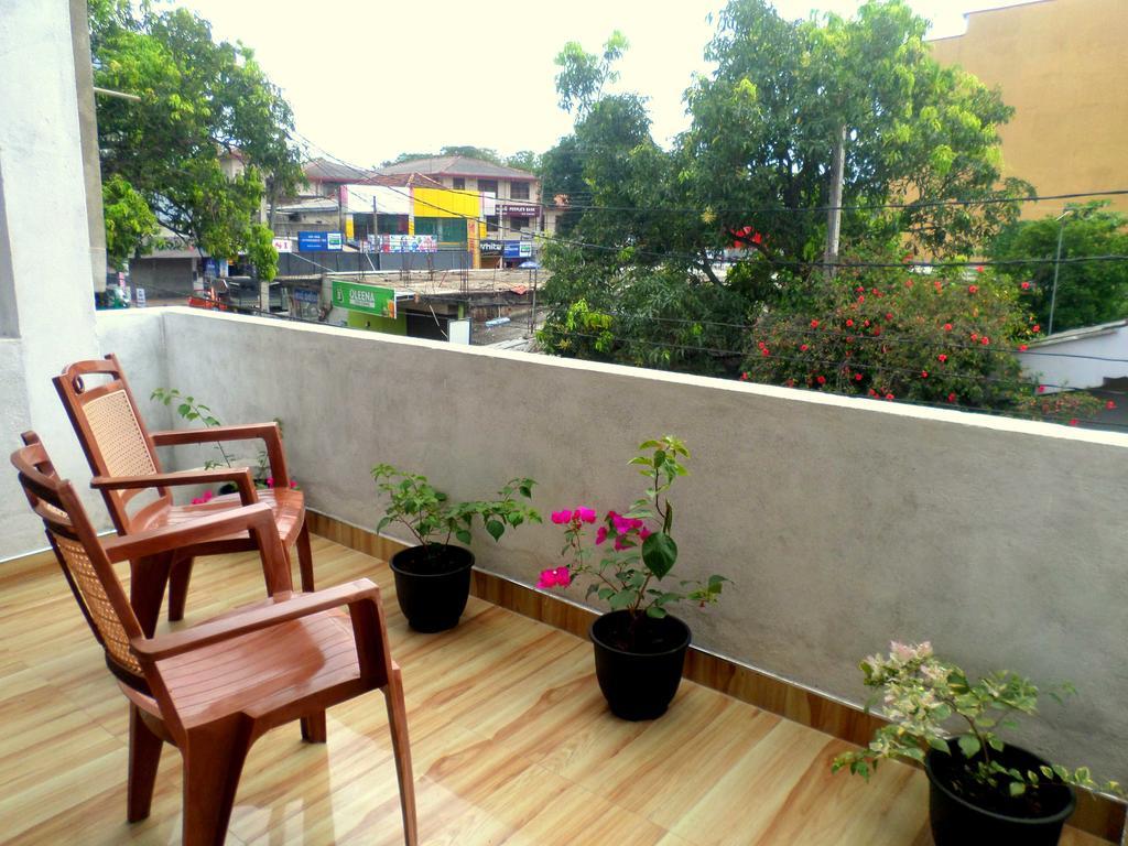 Lion Rest Hotel Anuradhapura Eksteriør billede