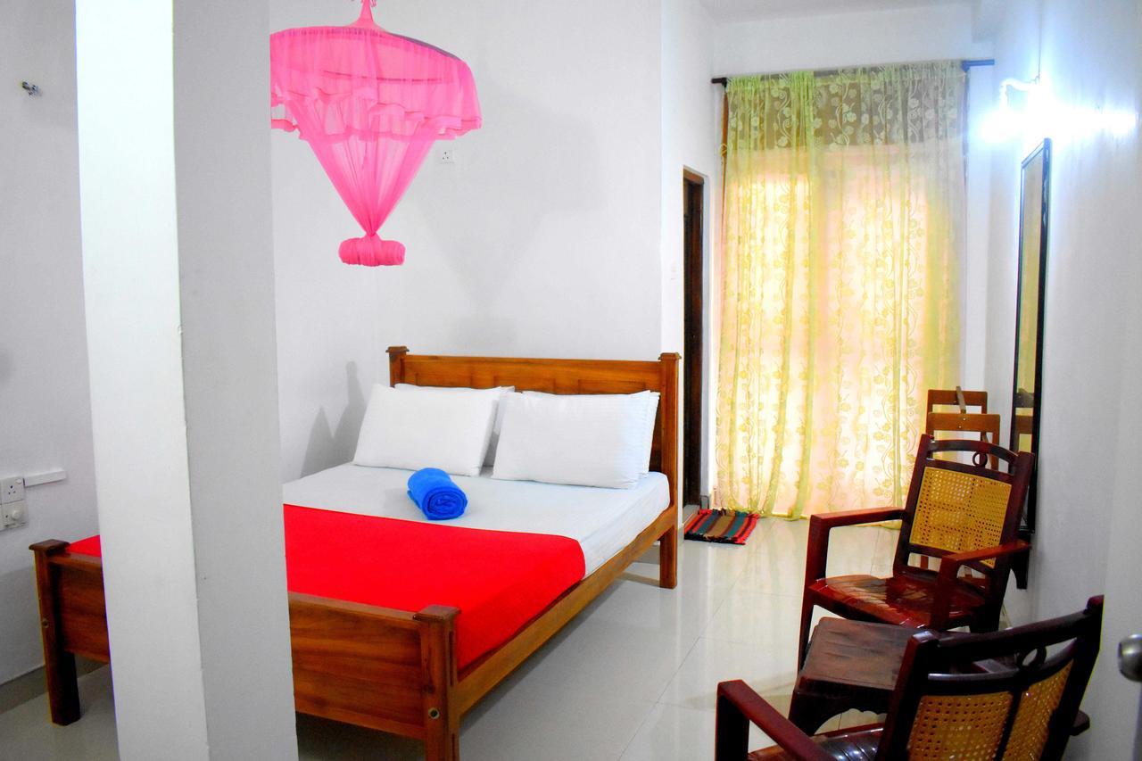 Lion Rest Hotel Anuradhapura Eksteriør billede