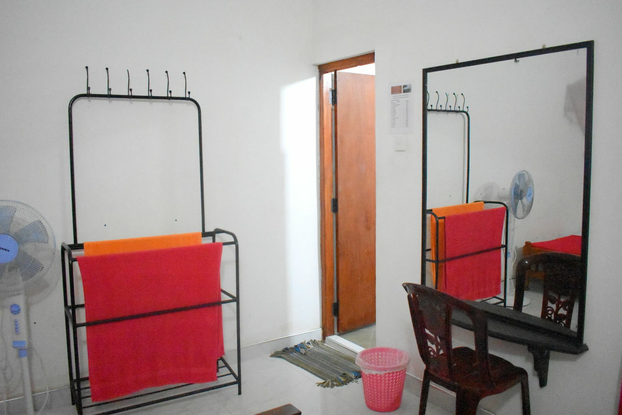 Lion Rest Hotel Anuradhapura Eksteriør billede
